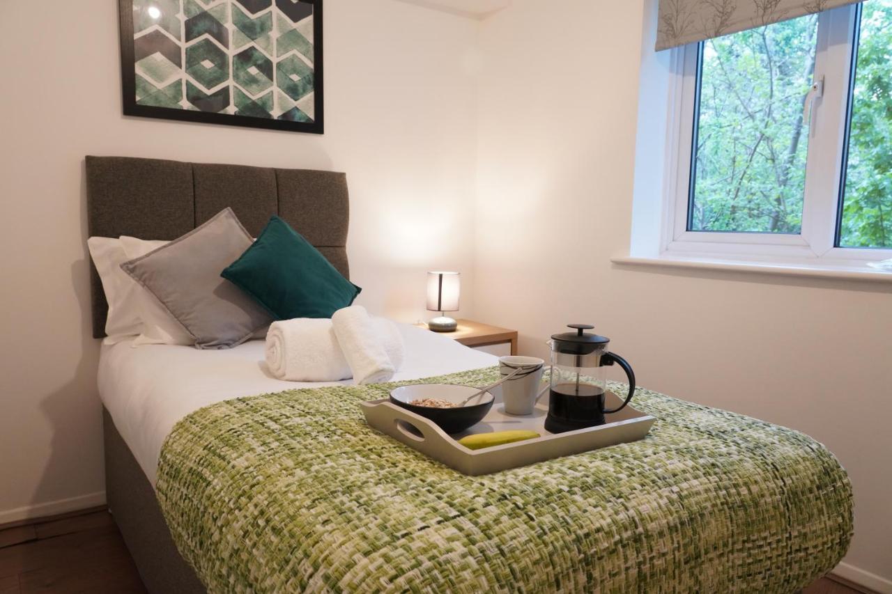 2Bedrm-4Guests-Parking-Nearstation Apartment London Exterior photo