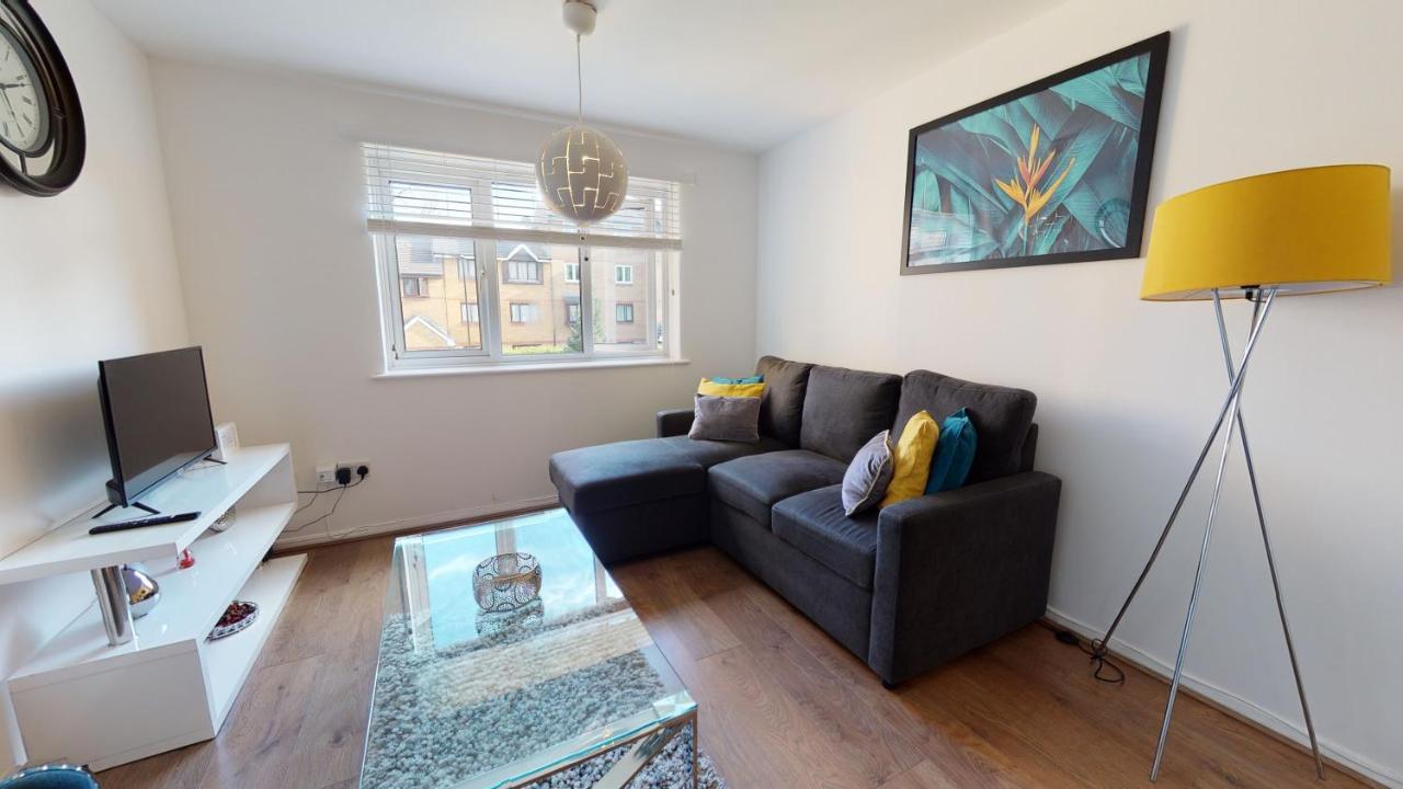 2Bedrm-4Guests-Parking-Nearstation Apartment London Exterior photo